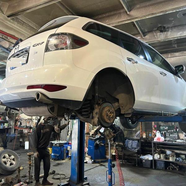 Zamena Salentblokov Zadnej Podveski Mazda Cx 7 1